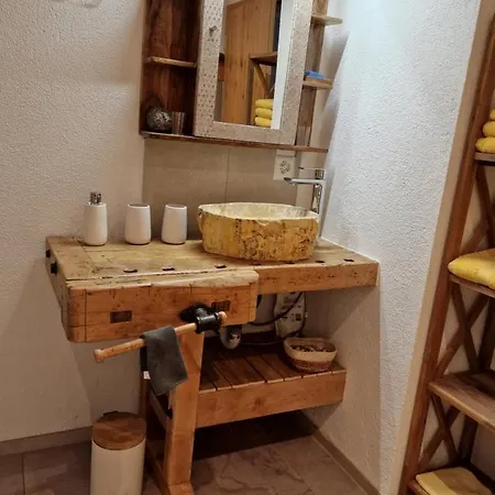 Chalet-daheim-fiesch 3,5-zimmerwohnung Fiesch