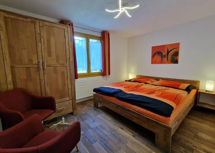 Chalet-daheim-fiesch 3,5-zimmerwohnung