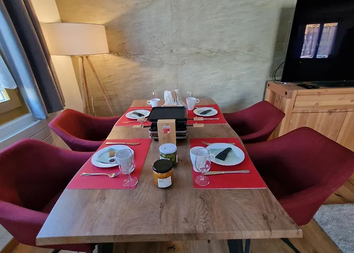 Chalet-daheim-fiesch 3,5-zimmerwohnung *