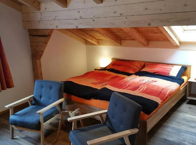 Chalet-daheim-fiesch 3,5-zimmerwohnung *