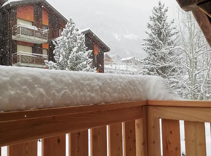 Chalet-daheim-fiesch 3,5-zimmerwohnung