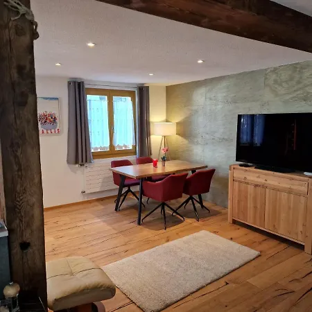 Апартаменты Chalet-daheim-fiesch 3,5-zimmerwohnung Фиш