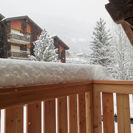 Chalet-daheim-fiesch 3,5-zimmerwohnung