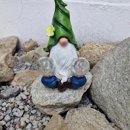 Chalet-daheim-fiesch 3,5-zimmerwohnung * Фиш